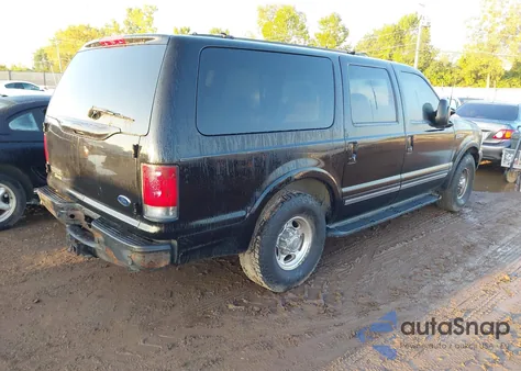 2002 Ford Excursion Limited from USA, damaged, VIN 1FMNU42F92EC84765